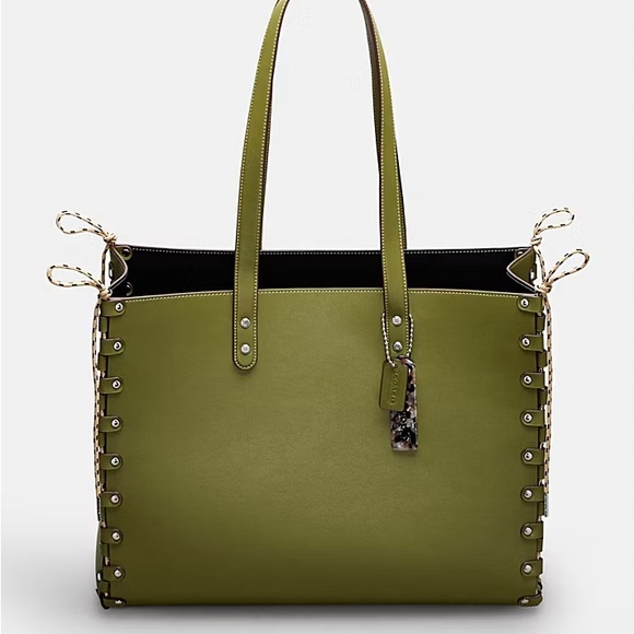 Coachtopia Large Relaceable Leather Tote - Picture 5 of 8